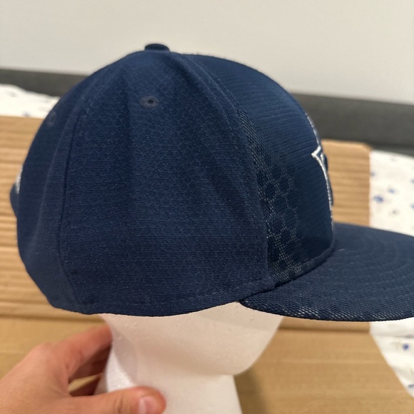 Men's Dallas Cowboys New Era 9FIFTY Navy Reflective Polka Dot Adjustable Hat/Cap - Picture 5 of 9